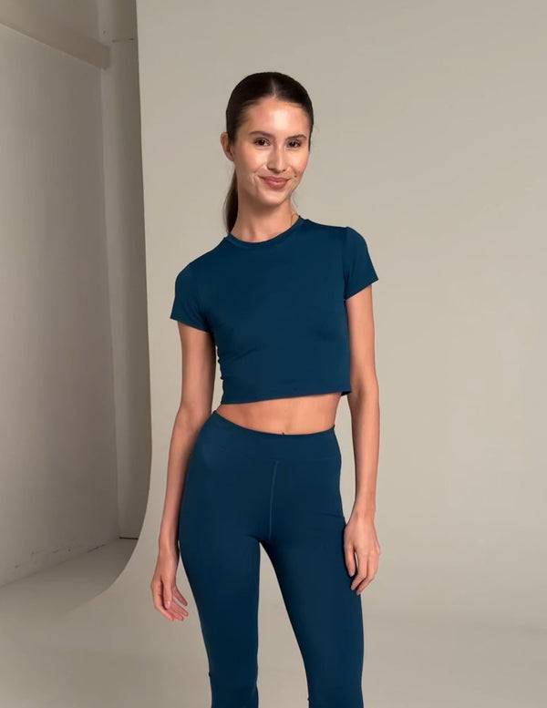 Cropped T-shirt